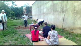 preview picture of video 'Lễ Động thổ nhà Anh Hưng (12/05/2012)'