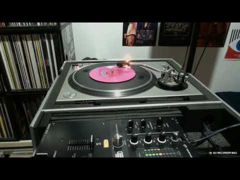 Smoove – Queensbridge (Cuts by Krash Slaughta)