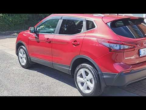 Nissan Qashqai 1.3 PET SE**PAN ROOF**ONLY 25000KMS - Image 2