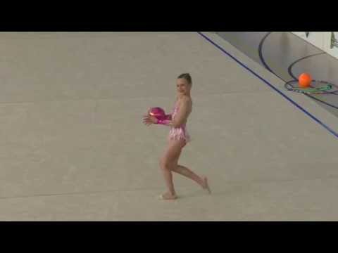 DMP kl.II - Karolina Tomaszewska - piłka