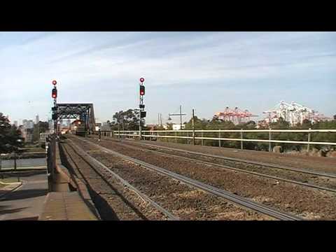 Australian Trains - B65 light engine