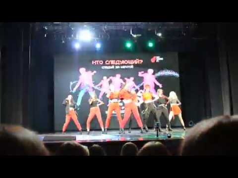 Wiggle Crew - cover Gugudan - Not that type (KWF 2019)