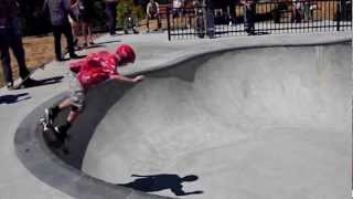 preview picture of video 'BACON SKATEBOARDS POOL PARTY AT UKIAH SKATEPARK 8/7/12 (part 2 of 3)'