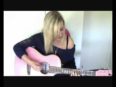'Smile' by Avril Lavigne (acoustic cover)