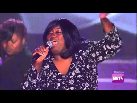 Tammy Edwards & The Edwards Sisters Perform on Bobby Jones Gospel