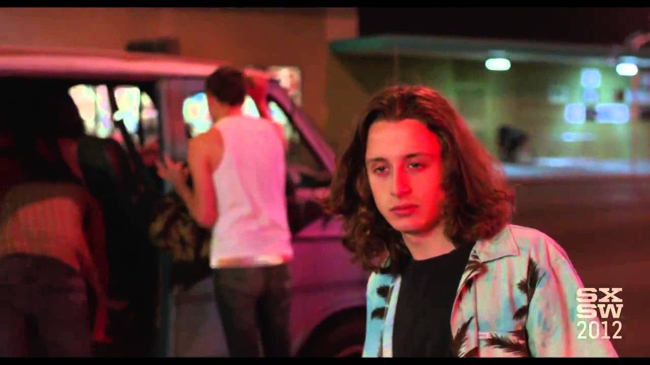 Szeplőtelen fogantatás előzetes (Electrick Children trailer)