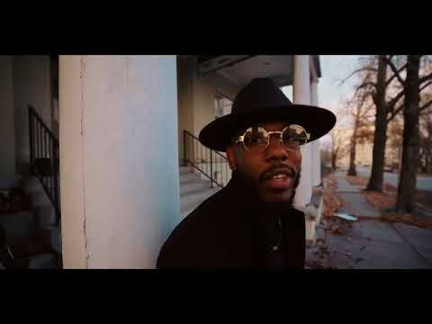 Video thumbnail U7fLnR8W_l8