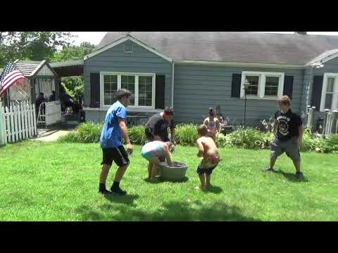 water balloon fight 2019