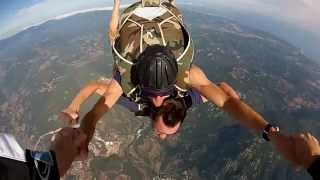 preview picture of video 'Nini propriano skydiving'