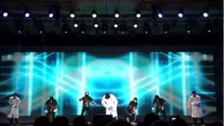 Dance crew Jabbawockeez kick off Qualcomm's CES 2012 keynote
