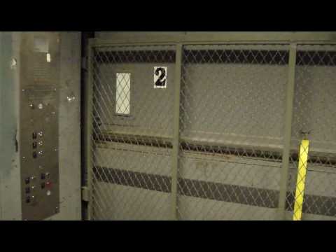 ANNOYING Hydraulic freight elevator @ King of Prussia Mall King of Prussia PA