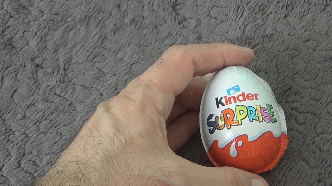 Kinder Surprise Chocolate Egg 20 g with Toy Unboxing and Test