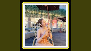 Download lagu DJ THAT GIRL mp3