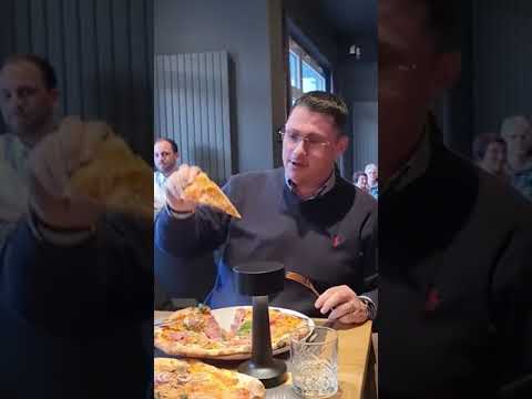Ricardo Marinello Did the UNEXPECTED while Eating Pizza ????#opera #pizza #viral #funnyvideo