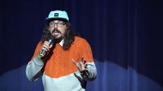 Chente Ydrach Le Regala Un Stand Up A Su Publico