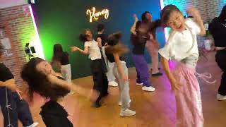 Lucky2Unicorn Dance choreography by SHOMA @homeydancestudio