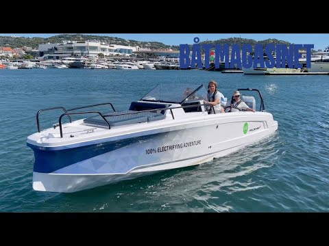 Leken og lettstyrt daycruiser - Axopar 25 Cross Electric