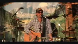 Swing Vote - Kevin Costner - Five  Minutes From America-  Concert  Bass Pro