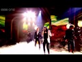 Kaiser Chiefs & Christina Marie perform Coming ...
