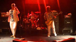 Me First and the Gimme Gimmes [live] - Different Drum. Brisbane, 2013.