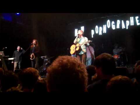 Does Neko Case Have To Choke A Bitch