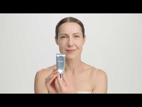 Medik8 Crystal Retinal 6 Stabilne serum na noc o wysokiej mocy z aldehydem retinowym 30 ml - VIDEO