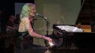 New Day - Carol Welsman Quartet LIVE at Alva&#39;s