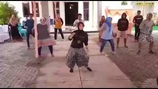 Download lagu Goyang SiriSori [Goyang Siri Sori] [Goyang 2018 Maluku] [NUNU SIALO] [SIRISORI ISLAM] mp3
