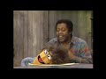 Sesame Street Don Music And Hoots The Owl Write A Song