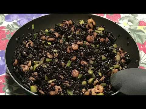 VIDEO RICETTA / RISO VENERE ZUCCHINE E GAMBERETTI