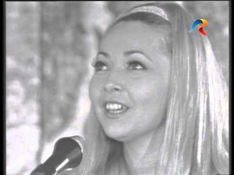 Magda Popovici si Victor Rebengiuc recita "Floare albastra" de Mihai Eminescu