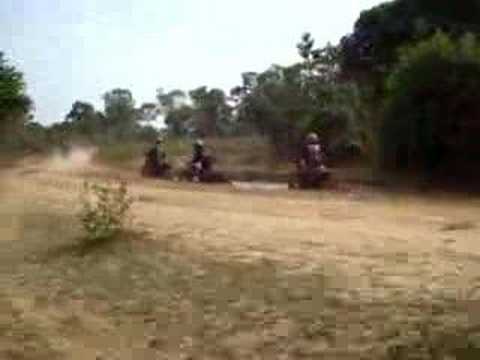 Na lama literalmente!