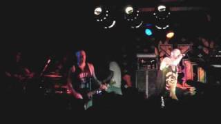 Deez Nuts - It's like that + Fuck what you think (Live in London)