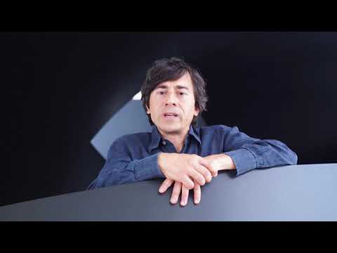 Luigi Lo Cascio: Every Memory a Flower. A Preview