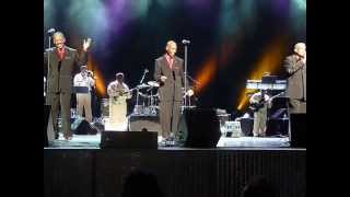 Russell Thompkinsand The New Stylistics &quot;Hurry Up