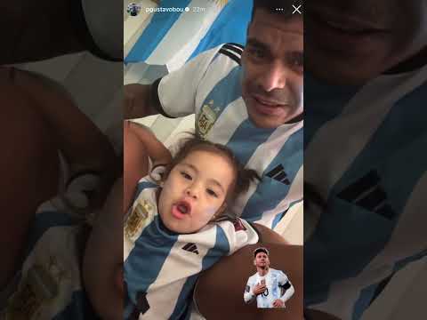 Adorable Messi moment between Gustavo Bou and his daughter. #argentina #copa #mundial #champions