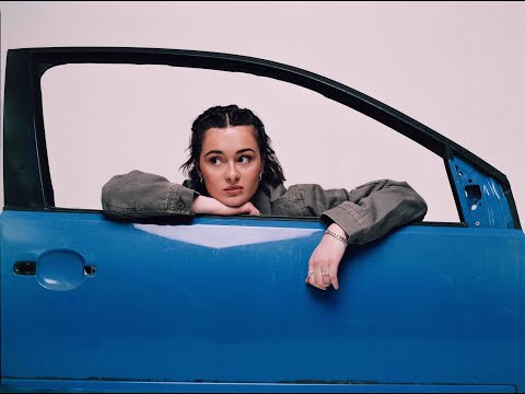 Emilia Pantic - Älskar du nån annan än dig