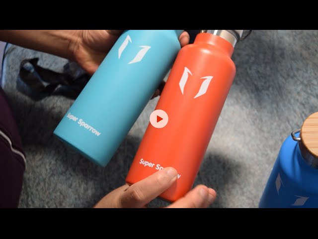 Vídeo relacionado con Super Sparrow Botella de Agua Deportiva - 1000ml - Sin BPA (Transparente- Gris)