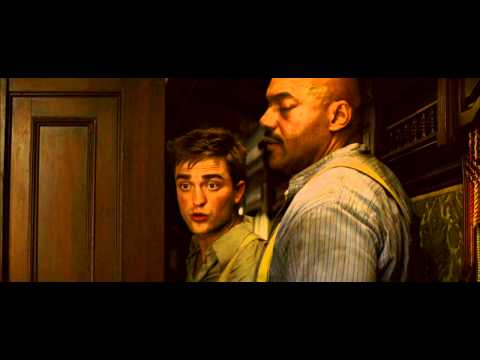 Water for Elephants (Clip 'You're an Intruder')