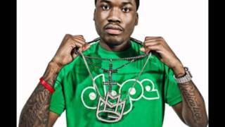 Meek Mill Niggas In Paris(W/ Lyrics)