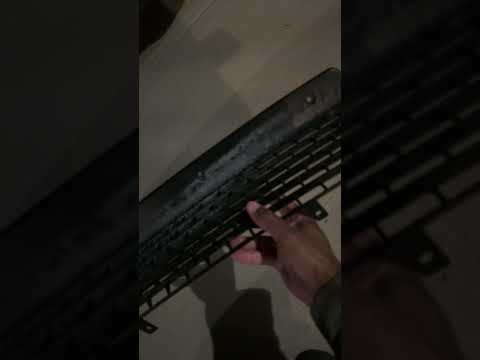 Changing lower grille on dodge challenger hellcat #hellcat #challenger #automobile #cartok #srt