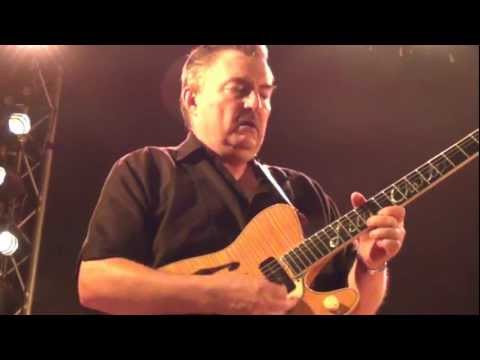 MARK HUMELL Featuring  LITTLE CHARLIE BATY LA DYNAMO TOULOUSE BLUES SOCIETY  18 MAI 2012 022.MTS