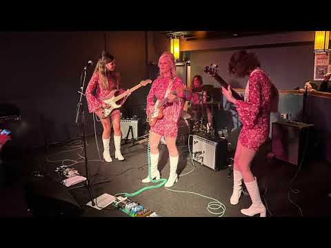 The Surfrajettes LIVE AUDIO Full Set 1 - November 8, 2022 - Beachland Tavern - Cleveland, Ohio