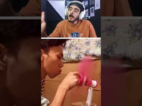الدنيه حاره تكتل وهاذ جاي يتبرد🤣#الشعب_الصيني_ماله_حل #funny #fypyoutubeviral