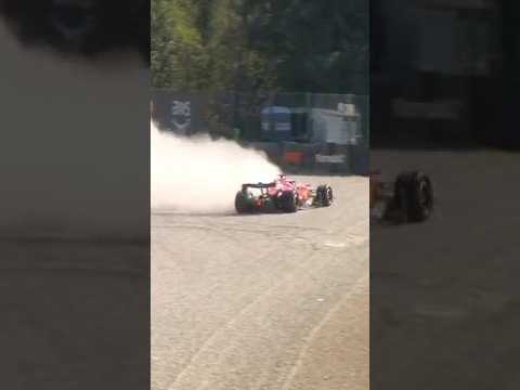 Batida forte de Leclerc em Monza: piloto da Ferrari ficou de fora logo no começo. #f1 #shorts