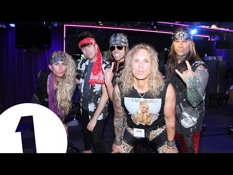 Steel Panther do Rock Shout Outs