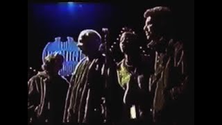 Neil Young /Patti Smith &amp; David Bowie - Helpless