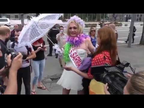 Parada ponosa Beograd Trans parada Dženi Pinter