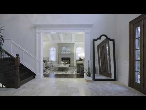 1009 Lakeshore Road West