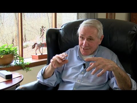 Who is beloved war correspondent Joe Galloway?